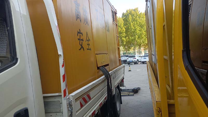 岱岳如何判断柴油发电机组和UPS电源的切换时间是否符合要求？