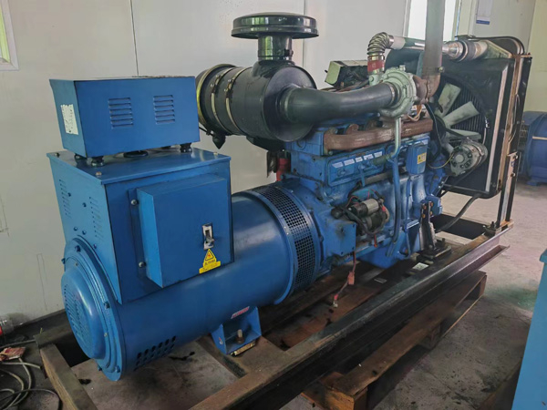岱岳100kW柴油发电机组使用多级机油有哪些优缺点？